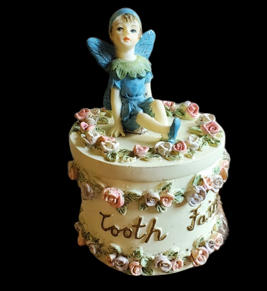 Vintage Dezine Tooth Fairy trinket box